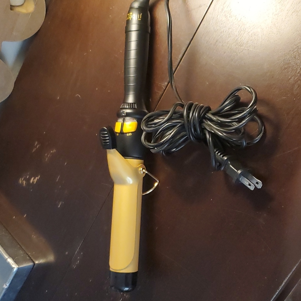 Jilbere de Paris 4 3/4" Curling Iron